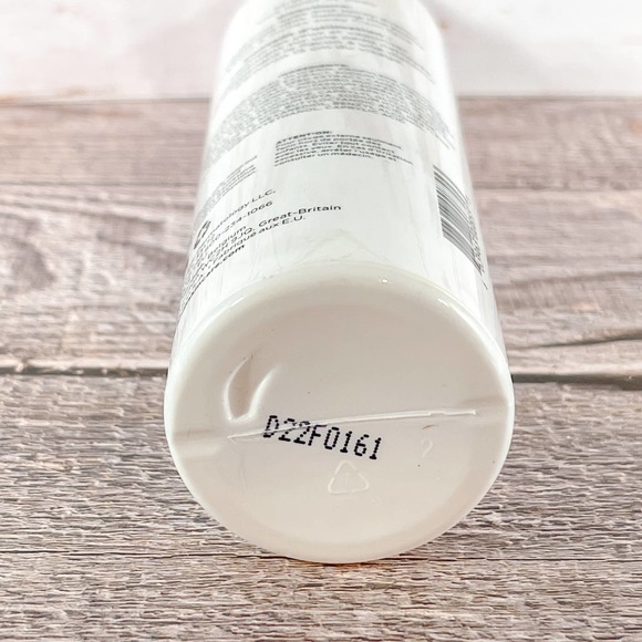 New Dr. Brandt Skincare Hydrating Essence‎ 3.4 fl oz - Picture 4 of 4